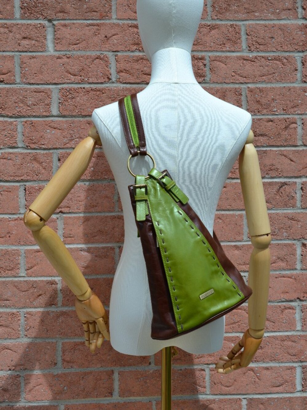 Joanel Pour Elle Green & Brown Leather Sling Bag - Picture 8 of 13